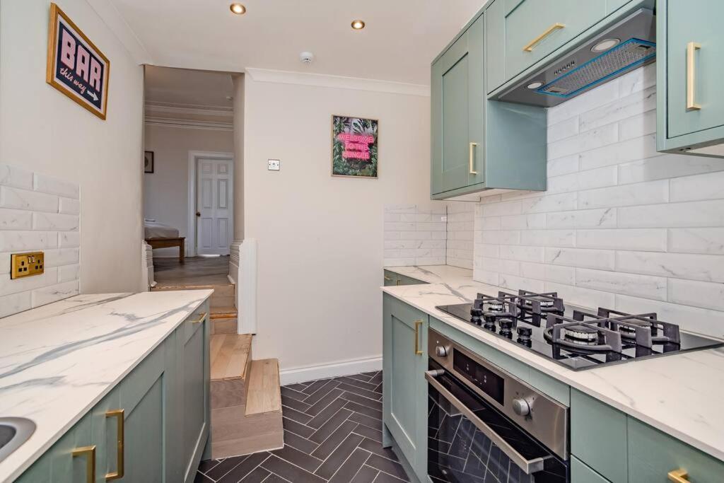 Beautiful Sea View I Spacious One Bed Room Flat I Sleep 4 Guests Bp2 Hove Esterno foto